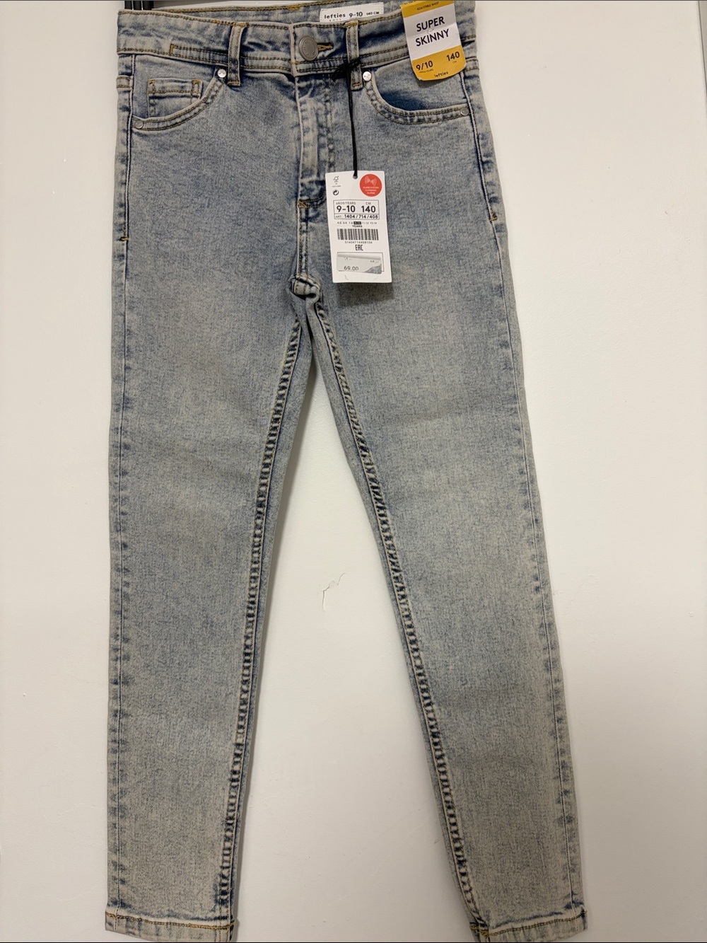 NWT - lefties boys Skinny  Light Wash Jeans - Size 9-10